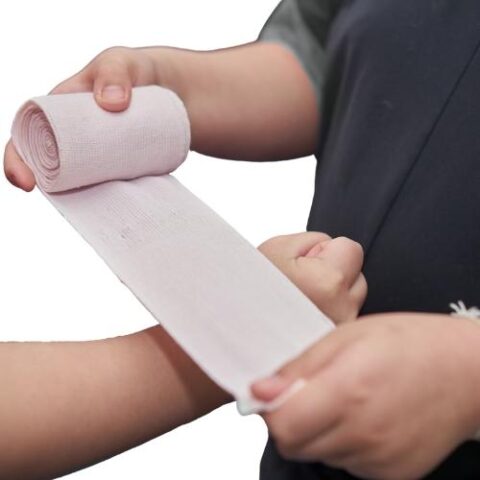 Wound care nurse attending patient with at-home across South Mumbai for Cloth dressing service